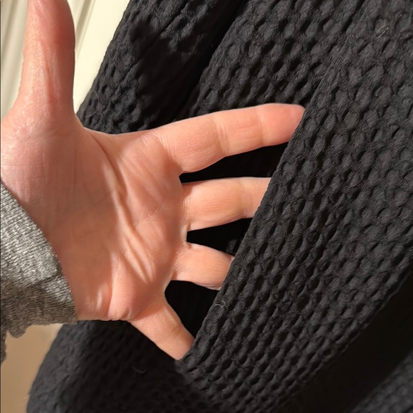 Black Textured Women's lightweight Jacket, size M - Picture 4 of 8